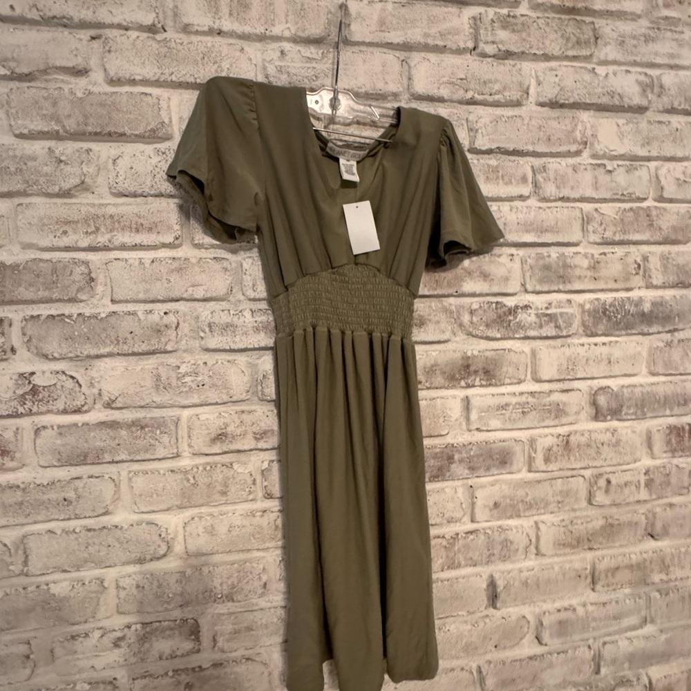 Planet Gold Olive Midi Dress